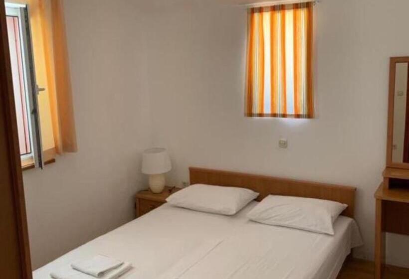 بنسيون Apartments Ata