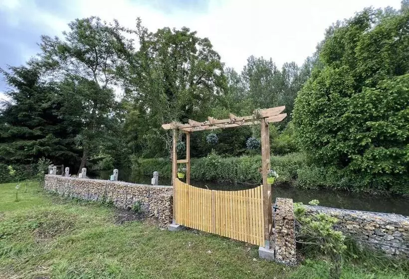 ペンション Vallée Verte Morancez