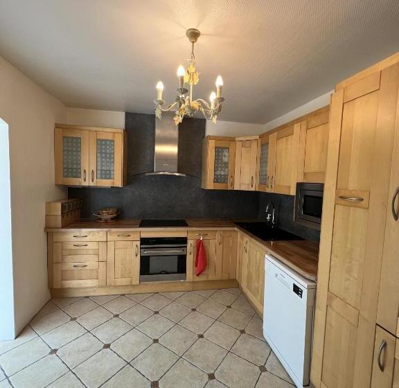 بنسيون Vallée Verte Morancez