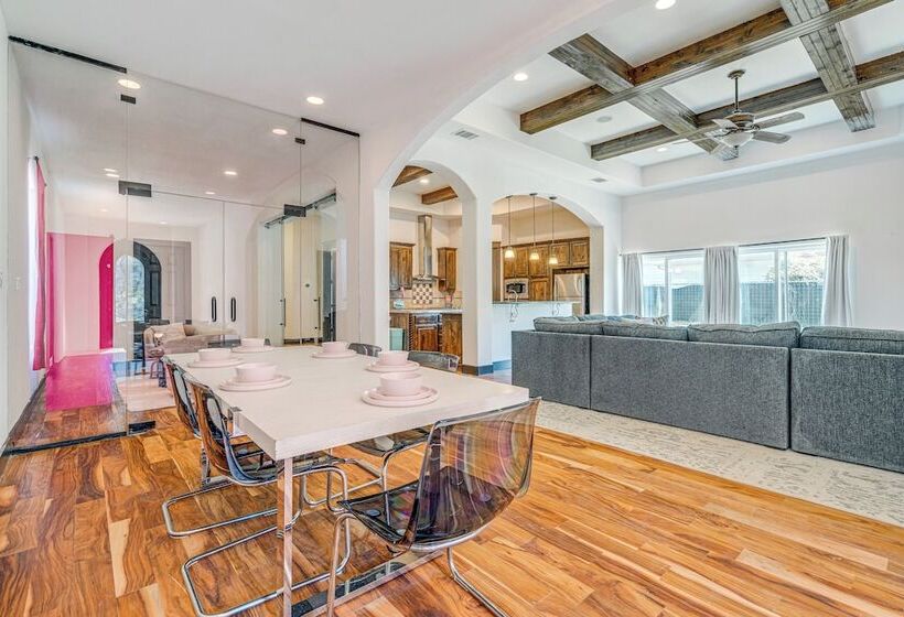 Huge Lake Travis Family House W/ Ev Charger!