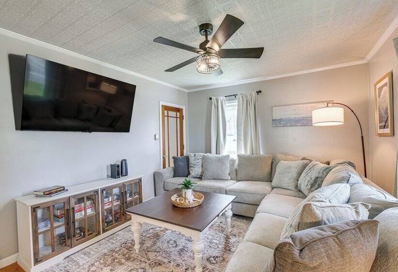 Presque Isle Home W/ Screened Porch Near River!