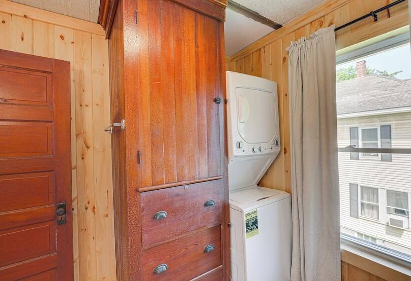 Presque Isle Home W/ Screened Porch Near River!