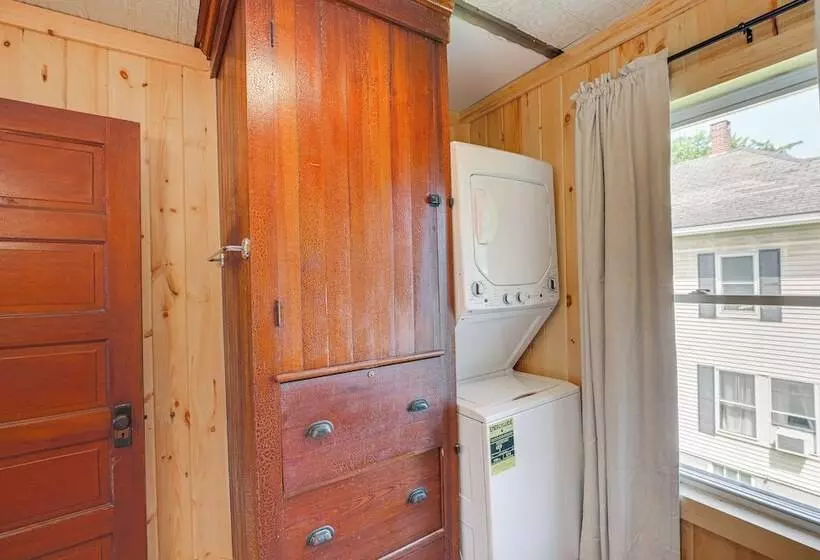 Presque Isle Home W/ Screened Porch Near River!