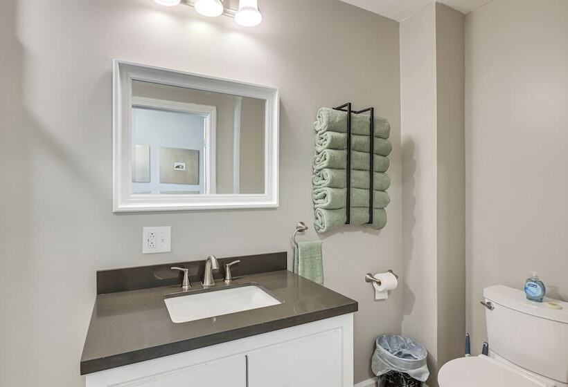 Presque Isle Home W/ Screened Porch Near River!