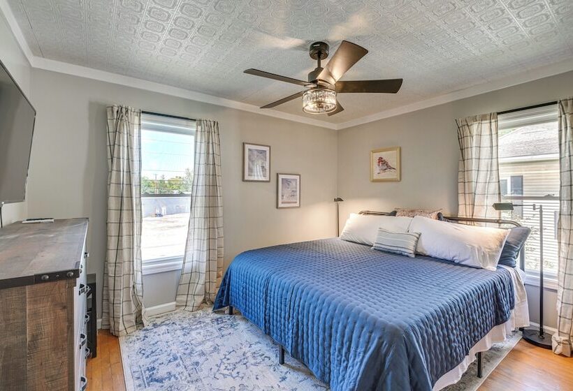 Presque Isle Home W/ Screened Porch Near River!