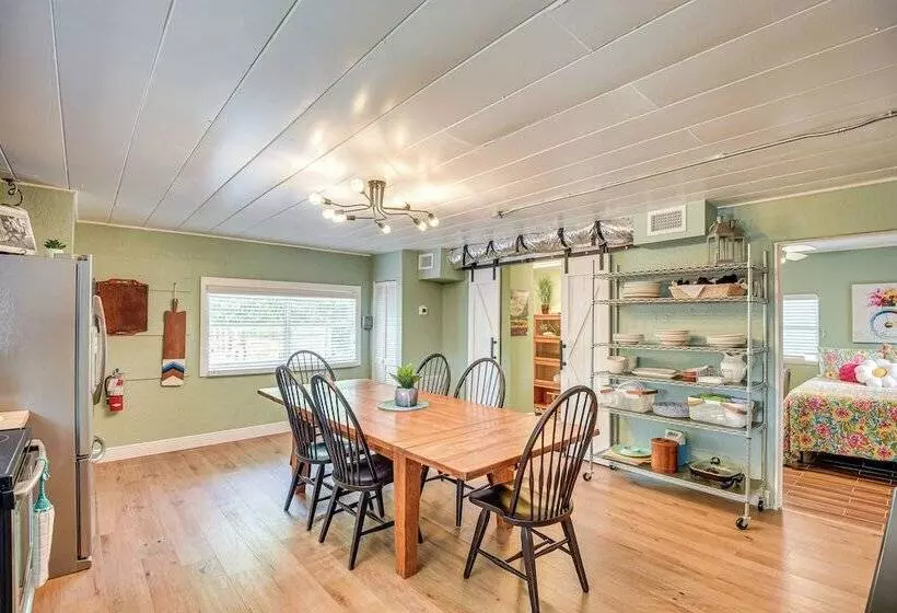 Walk To Historic Dtwn: Sanford Home W/ Gas Grill!