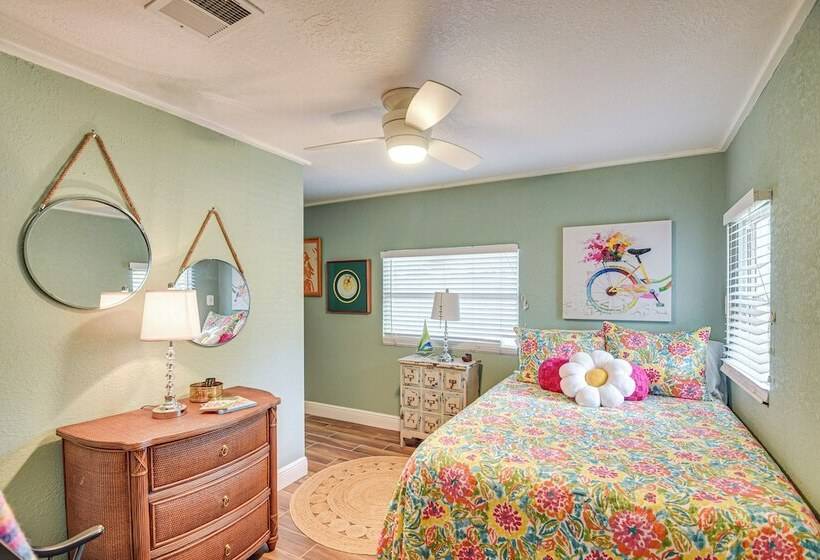 Walk To Historic Dtwn: Sanford Home W/ Gas Grill!