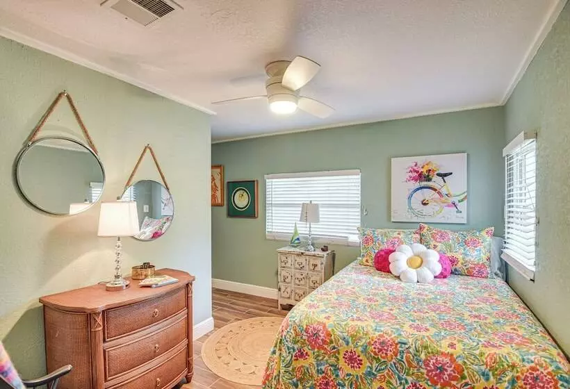 Walk To Historic Dtwn: Sanford Home W/ Gas Grill!