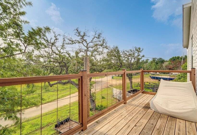 Large Austin Home W/ Lake Travis Views & Fire Pit