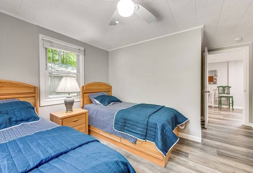 7 Mi To Hiking: Waterfront Long Pond Gem!