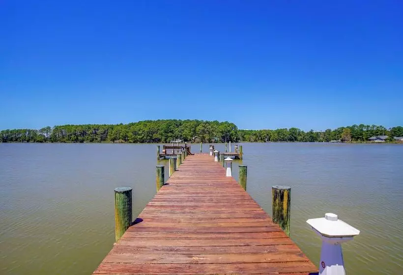 Waterfront Cambridge Home: Pool & Dock!