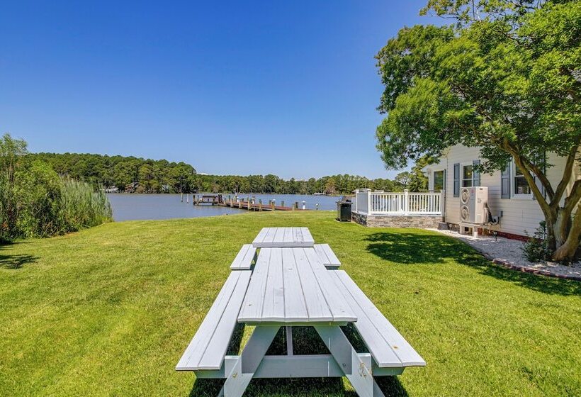 Waterfront Cambridge Home: Pool & Dock!