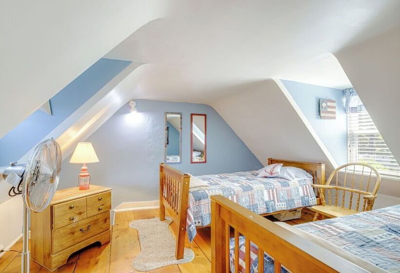 Waterfront Cambridge Home: Pool & Dock!