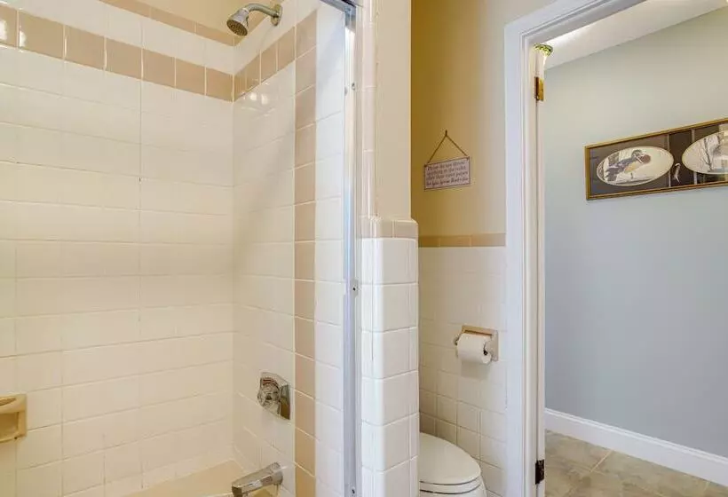 Waterfront Cambridge Home: Pool & Dock!