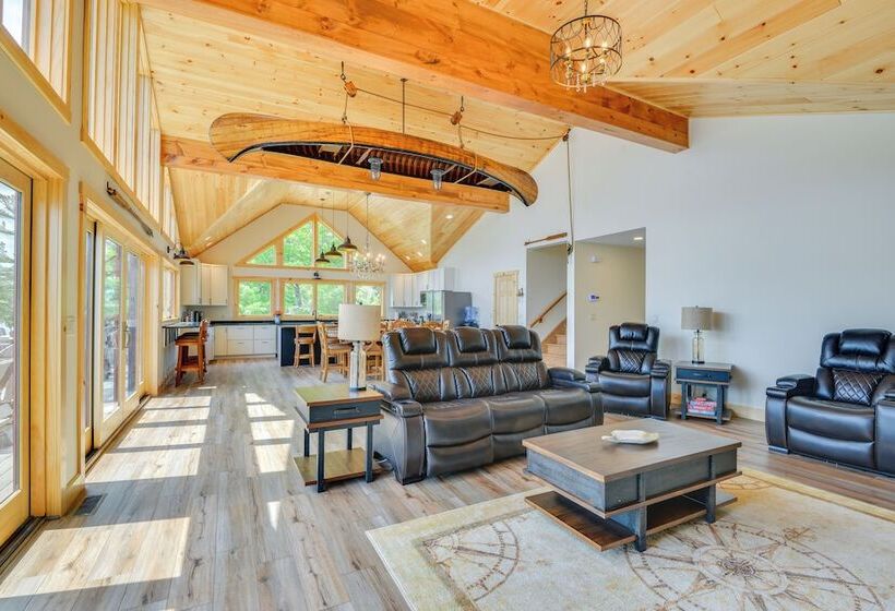 Hot Tub & Dock: Waterfront Wellesley Island Home!