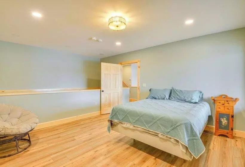 Hot Tub & Dock: Waterfront Wellesley Island Home!