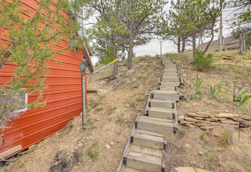 Wyoming Cabin ~ 2 Mi To Glendo State Park!