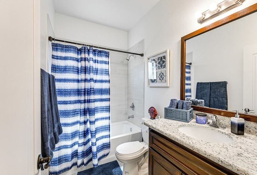 Year Round Yuma Escape Near Dtwn: Pets Welcome!