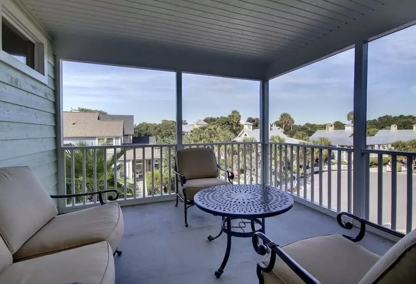 73 Grand Pavilion By Avantstay Corner Lot, Porch