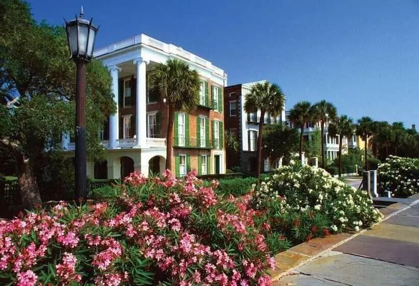 73 Grand Pavilion By Avantstay Corner Lot, Porch