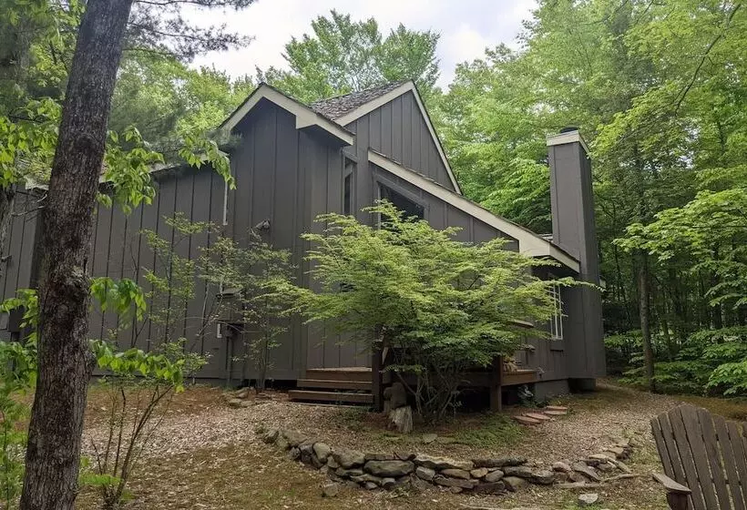 Alpine Allure By Avantstay Indoor Hot Tub, Game Loft, Enclosed Deck