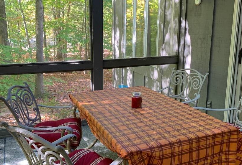 Alpine Allure By Avantstay Indoor Hot Tub, Game Loft, Enclosed Deck