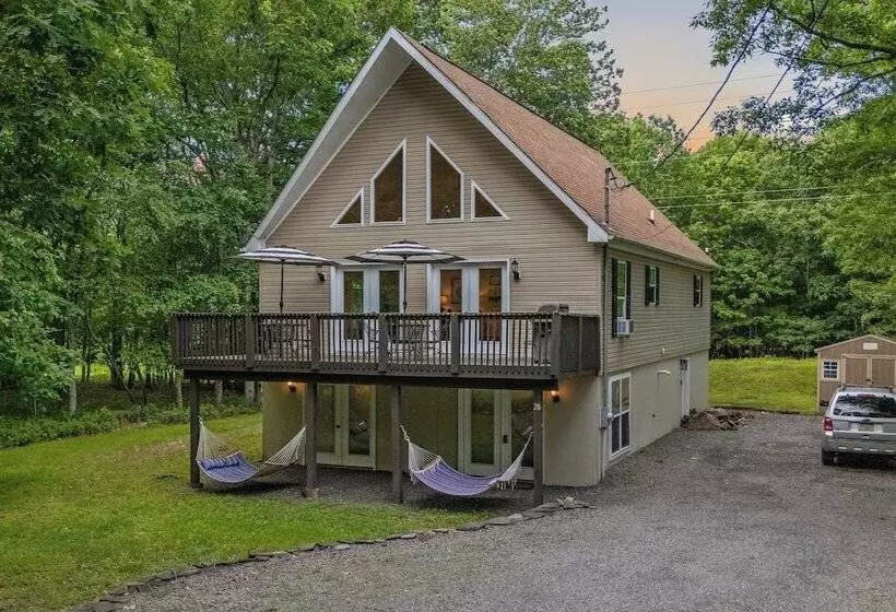 Alpine Serenity By Avantstay Beach + Lake Access Theater, Deck, Playroom