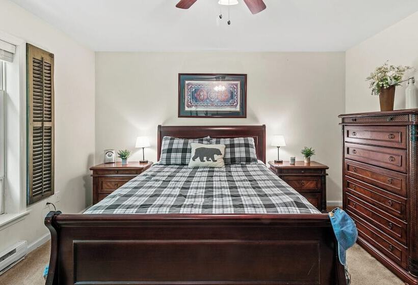 Alpine Serenity By Avantstay Beach + Lake Access Theater, Deck, Playroom