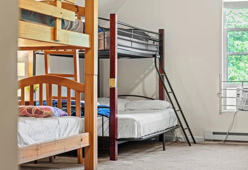 Alpine Serenity By Avantstay Beach + Lake Access Theater, Deck, Playroom