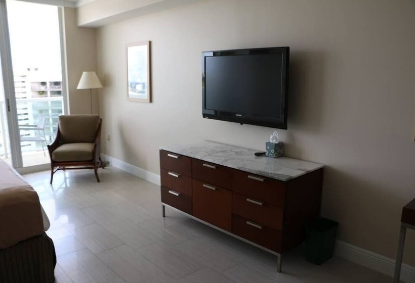 Amazing Studio Near Cocowalk