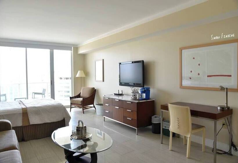 Amazing Studio Near Cocowalk