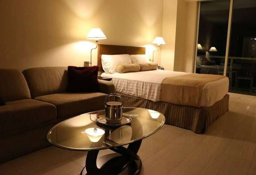 Amazing Studio Near Cocowalk