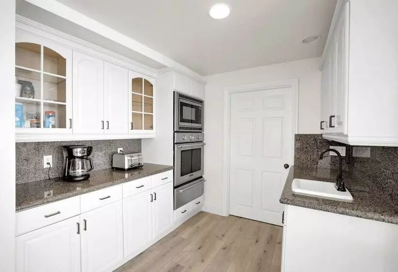 Castlewood By Avantstay Malibu Cliffside + View