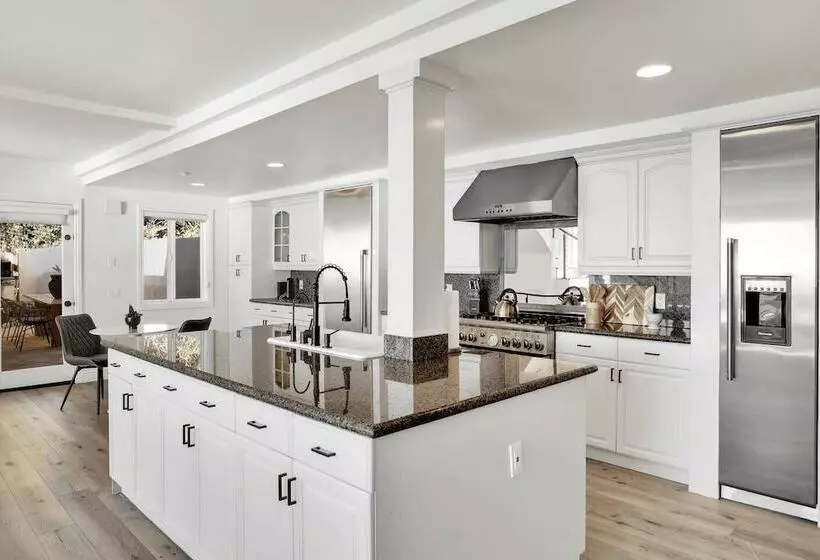 Castlewood By Avantstay Malibu Cliffside + View