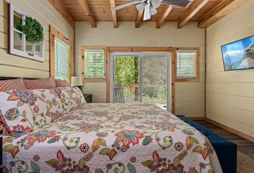 Countryside Comfort By Ghosal Luxury Lodging