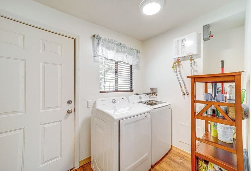 Family Cabin In Pine W/ Deck: Pets Welcome!