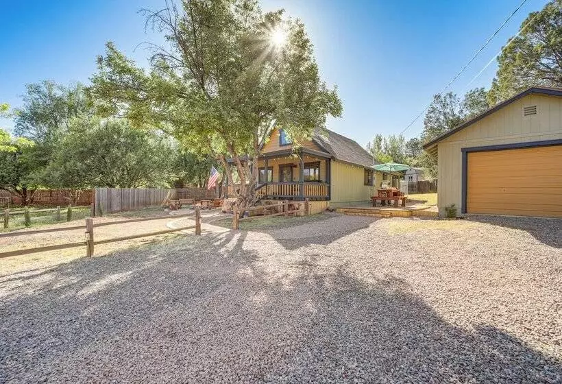 Family Cabin In Pine W/ Deck: Pets Welcome!