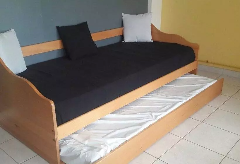 Gite With Terrace In Sauze Vaussais