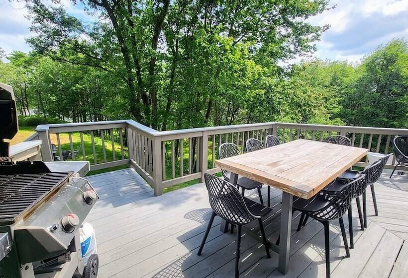 Lake It Right By Avantstay Lakefront W/ Dock, Hot Tub, Fire Pit & Game Room