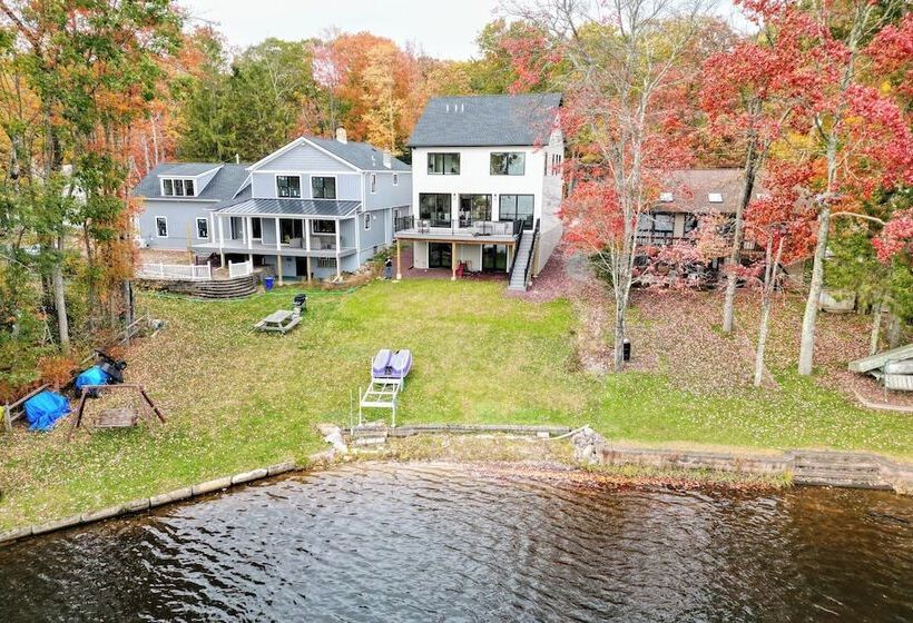 Lakeside Serenity By Avantstay Lakefront, Newly Built, Deck W/ Views!