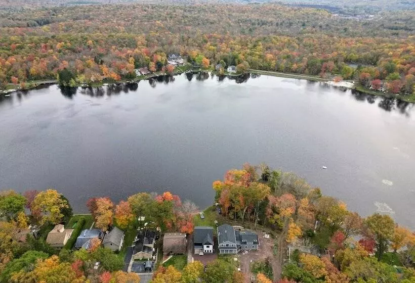 Lakeside Serenity By Avantstay Lakefront, Newly Built, Deck W/ Views!