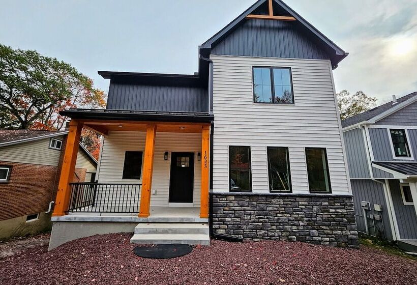 Lakeside Serenity By Avantstay Lakefront, Newly Built, Deck W/ Views!