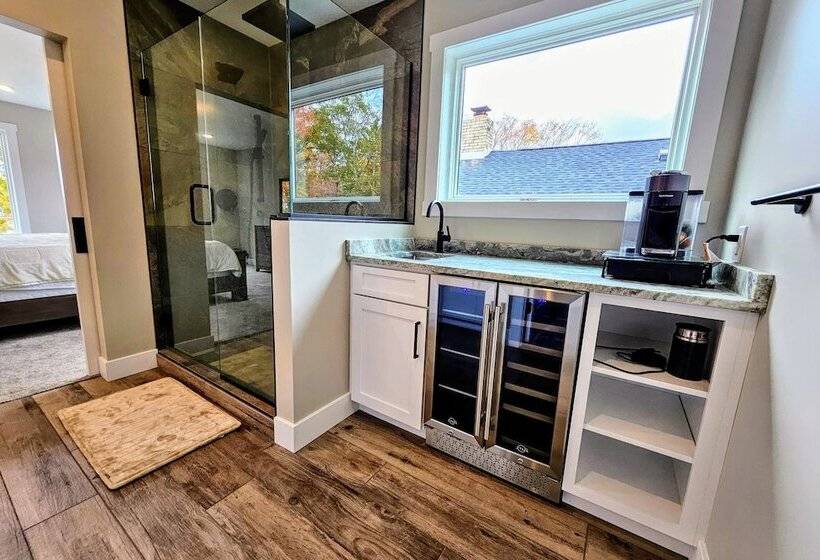 Lakeside Serenity By Avantstay Lakefront, Newly Built, Deck W/ Views!