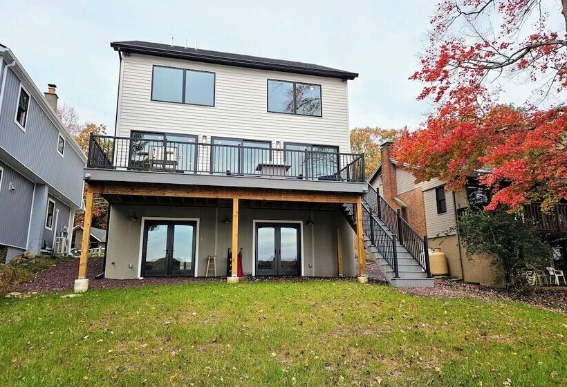 Lakeside Serenity By Avantstay Lakefront, Newly Built, Deck W/ Views!