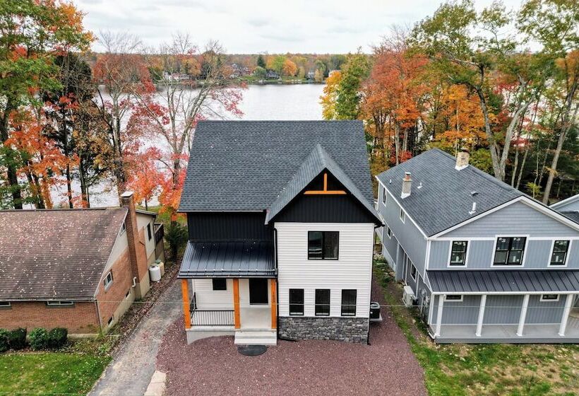 Lakeside Serenity By Avantstay Lakefront, Newly Built, Deck W/ Views!