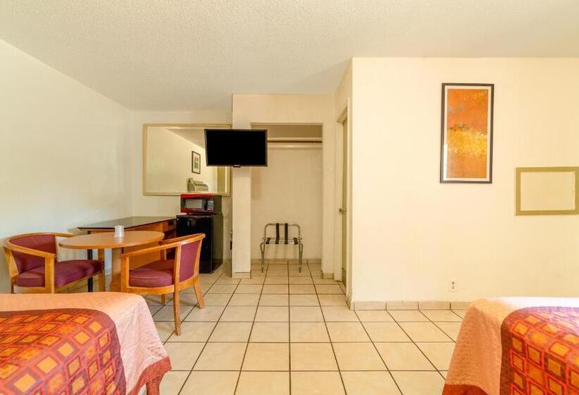 Мотель The Inn By Oyo El Dorado Lake