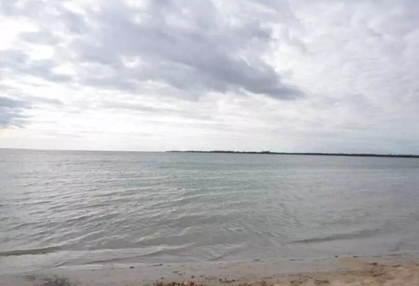 ペンション Hostal Caribe Kairos Playa Larga