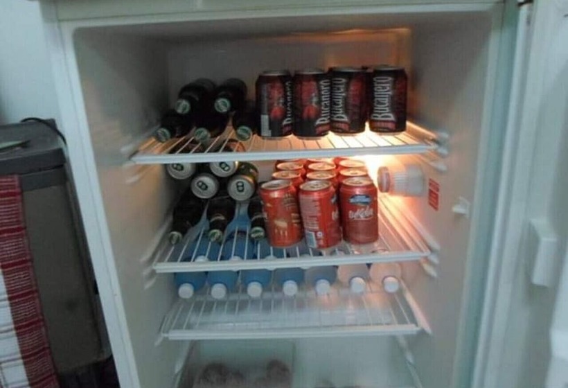 پانسیون Hostal Caribe Kairos Playa Larga