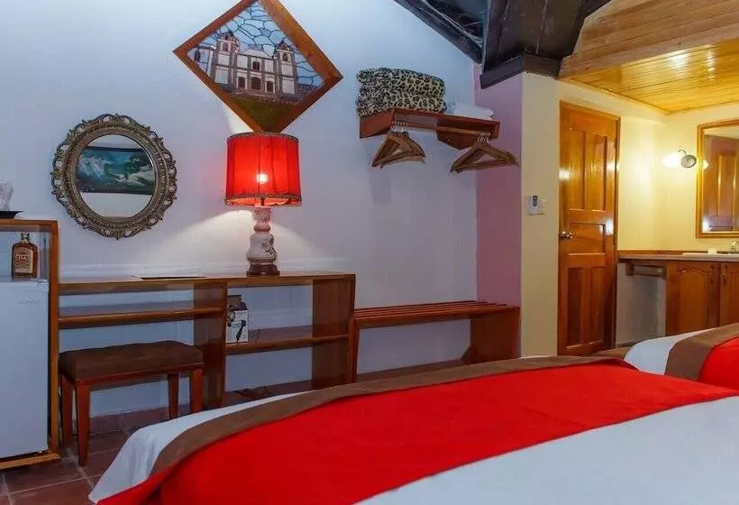 ペンション Hostal El Paso Camaguey