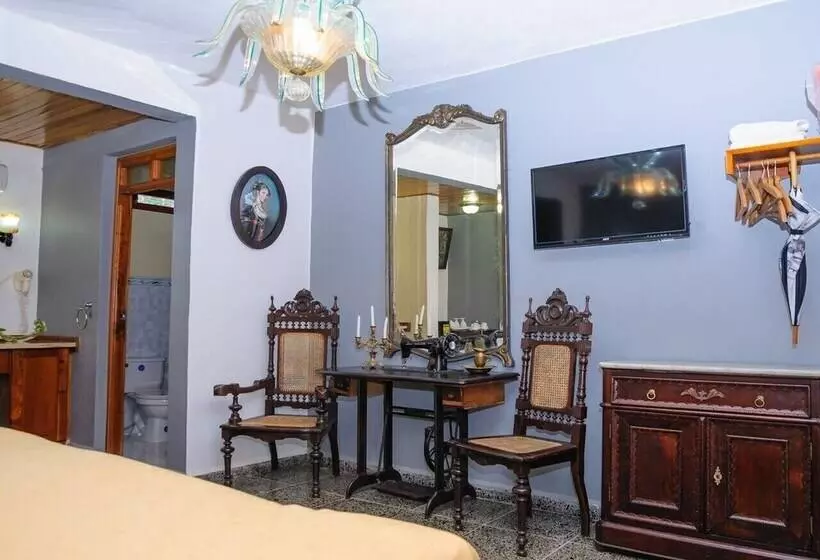 ペンション Hostal El Paso Camaguey